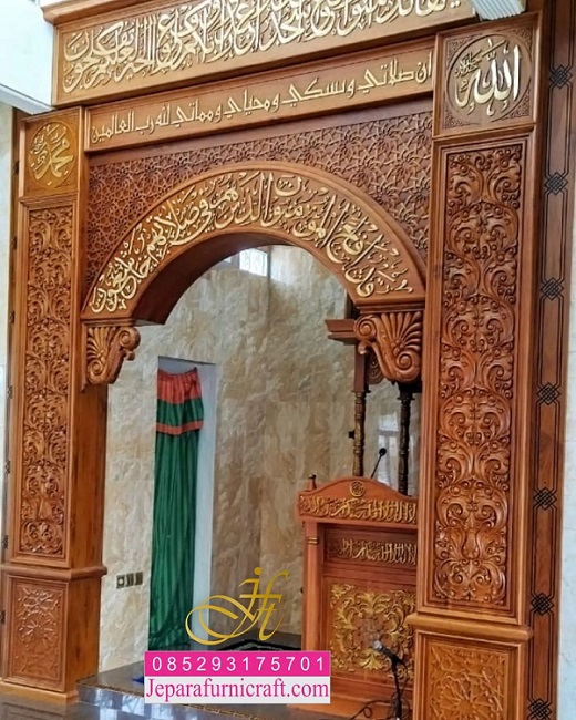 Jenis Motif dan Kaligrafi Mihrab Masjid