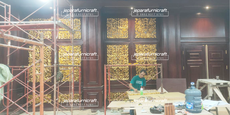 Panel Ukir Hiasan Dinding Jati